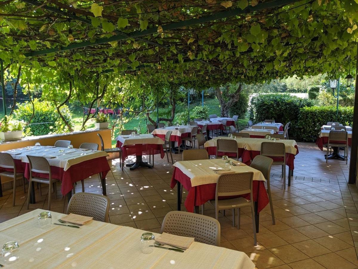 Ristorante Le Rasole Hotel Garda  Kültér fotó